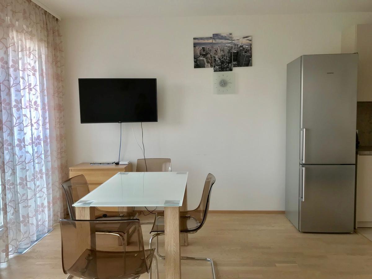 Enjoy In Garden Apartment Praga Exterior foto