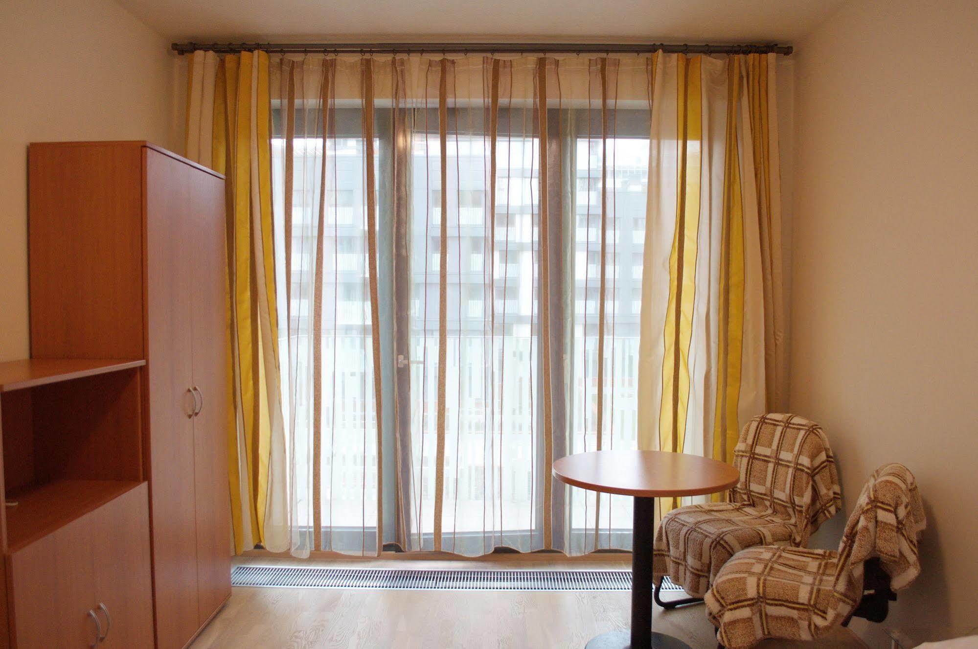 Enjoy In Garden Apartment Praga Exterior foto